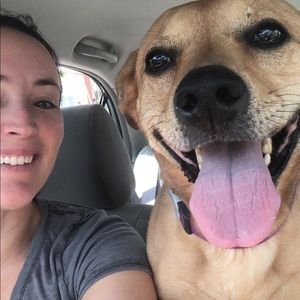 Meet your Posher, Becca